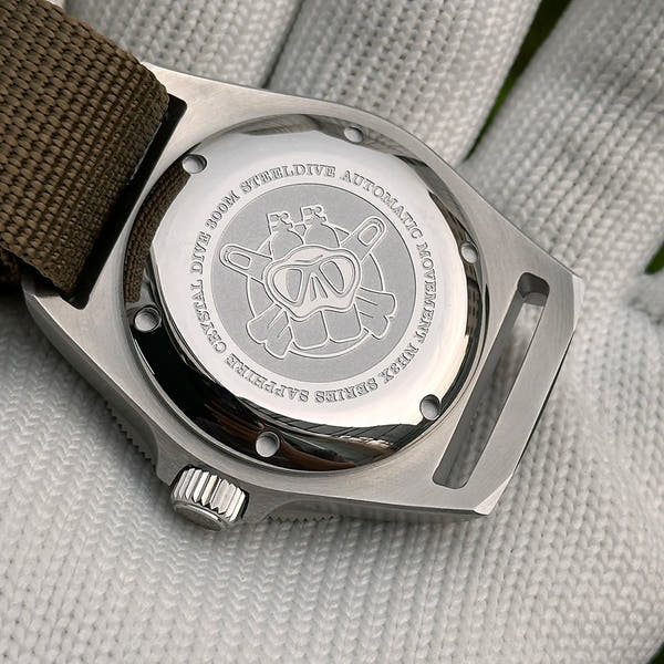 Adventurer's Military GMT Watch™